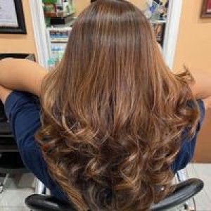 Hima Riyanti profile icon