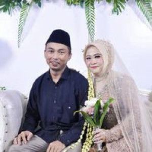 Luncur Lancar profile icon