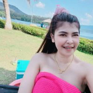 Daow Jaratsaeng profile icon