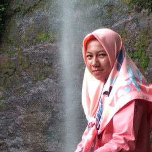 Intan Permatasari profile icon