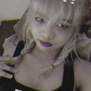 Naiyana Phummarin profile icon