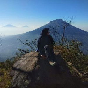 Hesty Dwi profile icon