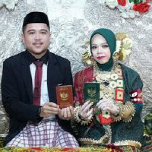 Nur Athy profile icon