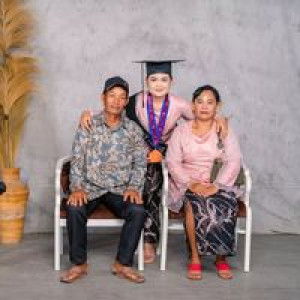 Kadek Lisnawati profile icon