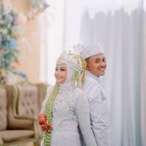 Santi Yuliatmi profile icon