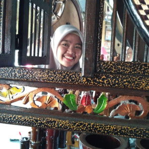 Evvy Lusyana profile icon