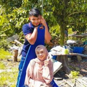 khairina profile icon