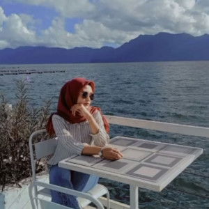 Melly Gusmarni profile icon