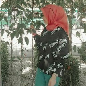 Lia Zati profile icon