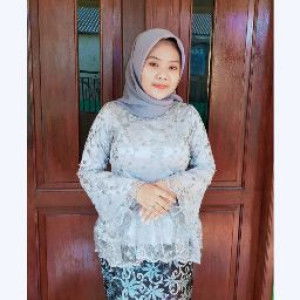 Khomsatun Nurul Fatimah profile icon