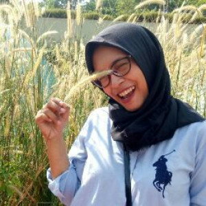 Santika Oktaviani Fajrin profile icon