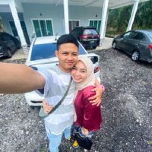 Efa Zafiera profile icon