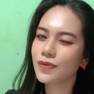 Intan Permatasari profile icon