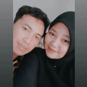 Ratna ardhani profile icon