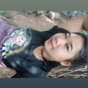 พะ' พลอย profile icon