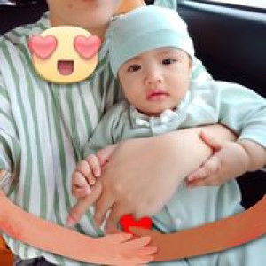 Lia  Ev profile icon