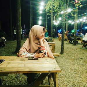 Dewi Siti Kamilah profile icon