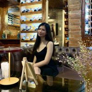 Reniza Diaz profile icon