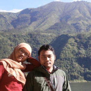 Asih Apriyani profile icon