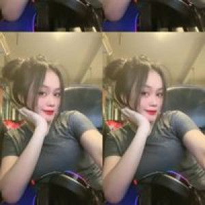 นุ่น' วริษา profile icon