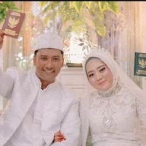 Nadia Pratiska Sari profile icon