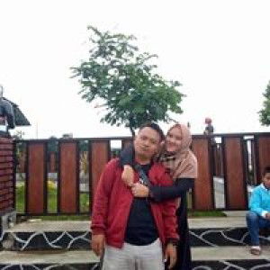 Pipih Siti Fatimah Zaroh profile icon