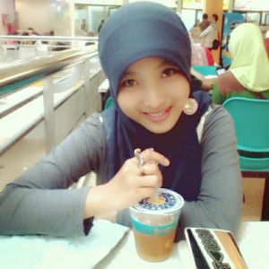 Hernida ardiani profile icon