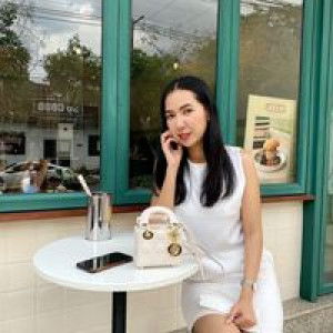 Praew Phatcharida profile icon