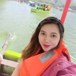 Rocelyn Aniano Desierto profile icon