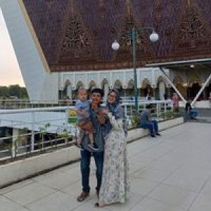 Neneng Risna profile icon