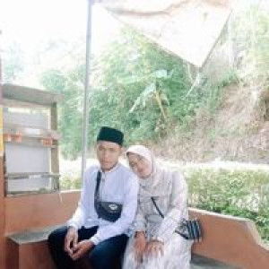 Rhyanthi Iman profile icon