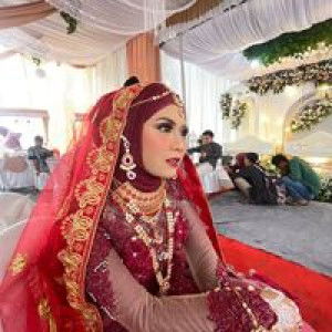 Ade Irma Suryani profile icon