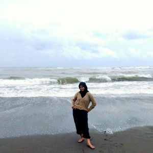 wulan sari profile icon