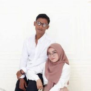 Santi Ekawati profile icon