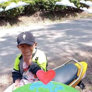 Arhini Ana Wadzi profile icon