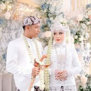 Lusiana Dewi profile icon