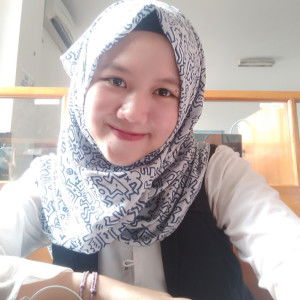 Laura Chrisanthaap profile icon