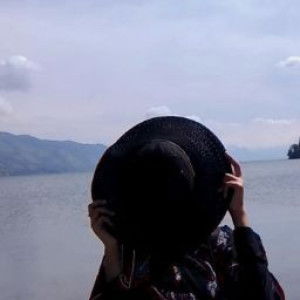 rizka khairunnisa profile icon