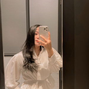 Ayuk Widiastuti profile icon