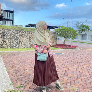 Hanis Roslin profile icon