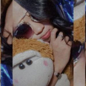 Nafiza nur qomaria profile icon