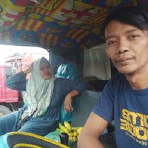 Dewii Hartanto profile icon