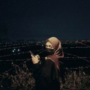 lintang lestari profile icon