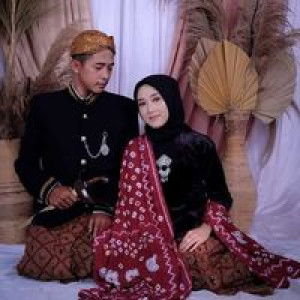 S Wulandari profile icon