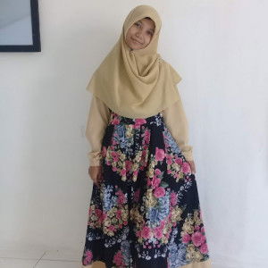 Retno Tri setyaningsih profile icon