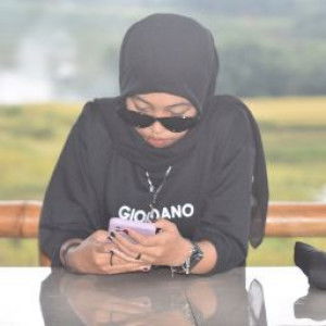 RISKA NURFADILLAH profile icon