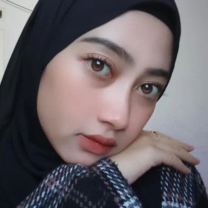 Selly Herlina profile icon