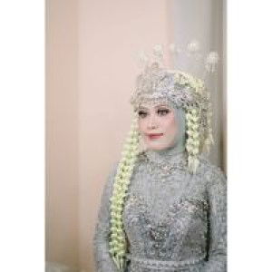 Dian Wahyuni profile icon