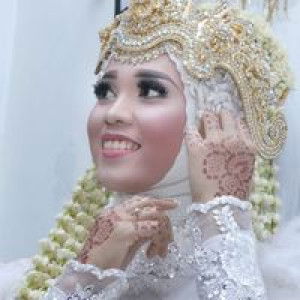 Juwita Ratnasari profile icon