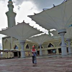 Febry Ana Hwi profile icon